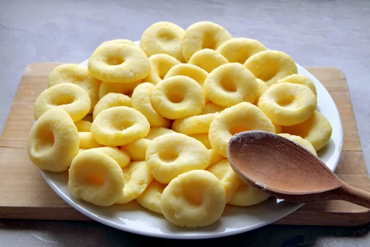 Idealne kluski śląskie: Prosty przepis krok po kroku